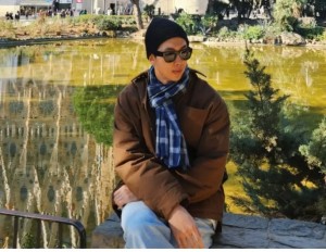 戴围巾特别好看的明星