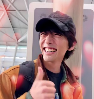 공항 패션이 세련된 스타 