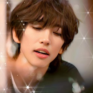 An idol with a kind and gentle impression