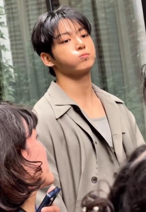 マフラーがよく似合うスター