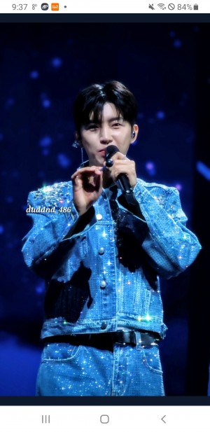 Ngôi sao lớn lên vẫn giữ nguyên nét đáng yêu từ thuở nhỏ