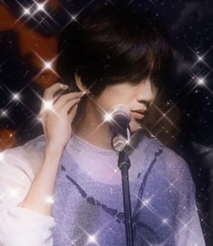 年齢より大人っぽく見えるスター