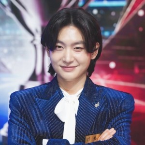 A star you’d like to appear on a dating show with