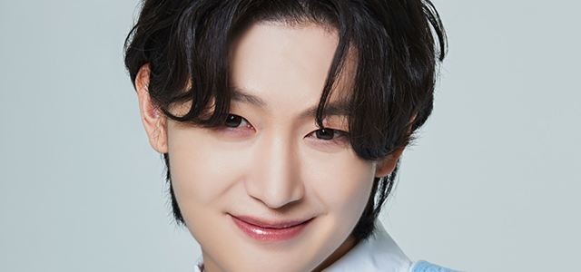 The star you\'d want to see cherry blossoms with