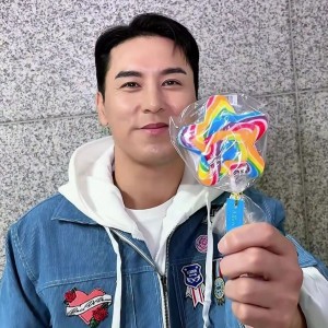 새학기 첫 친구로 사귀고 싶은 스타 