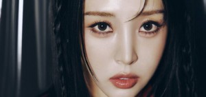 클래식한 수트핏이 잘 어울리는 스타