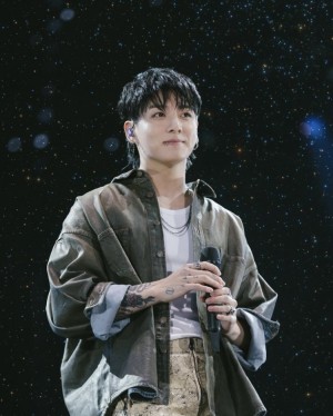 A star who reminds you of the summer sea 