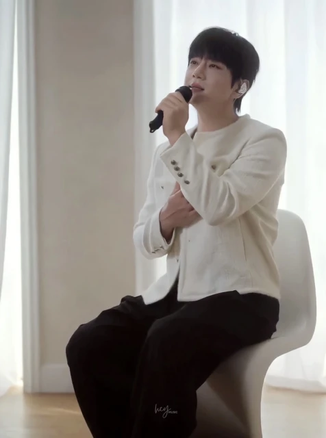 Hwang Chi Yeul 《Be a star 》♥️♥️♥️