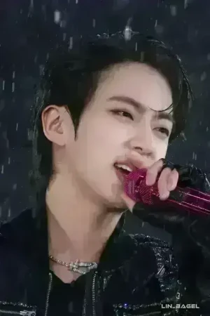 JIN 킹석진 💜💜💜