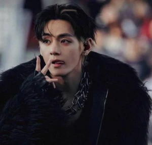 KIM TAEHYUNG