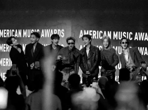 BTS GANARON EN LOS AMA