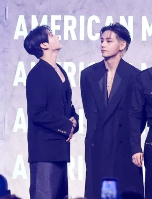 Taehyung Jungkook🐻🐰