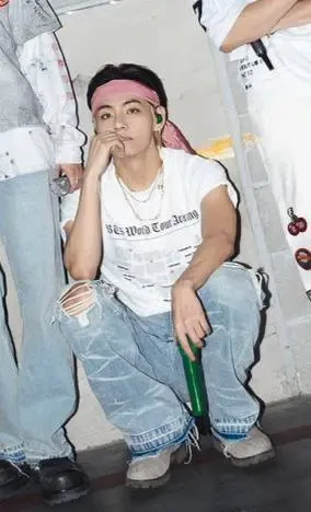 Kim Taehyung 🫅