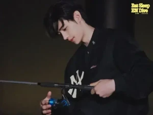 낚시하는 청순훈 보고갈 사람