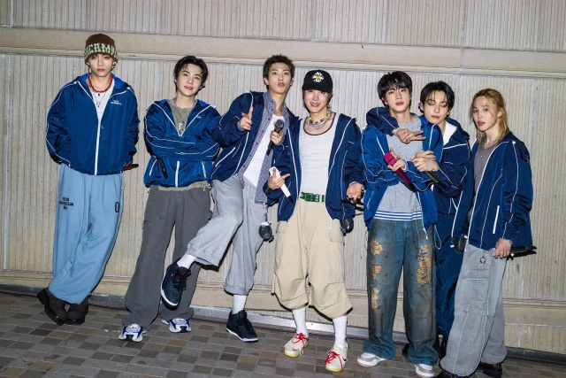 Stream full ARMY!!!