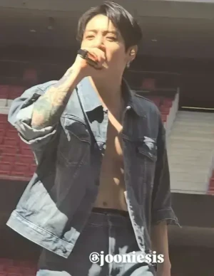 OMG JUNGKOOK???