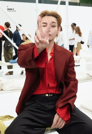 💜CELINE Taehyung♥️💜