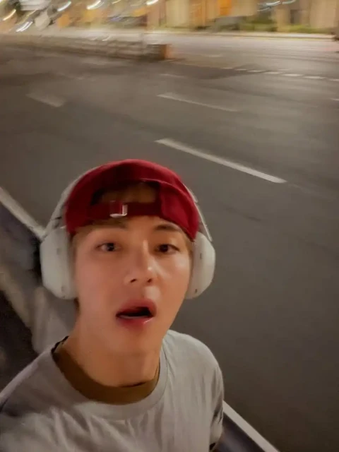 TAEHYUNG.
