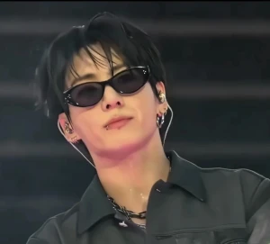 Jungkook stuns with sunglasses
