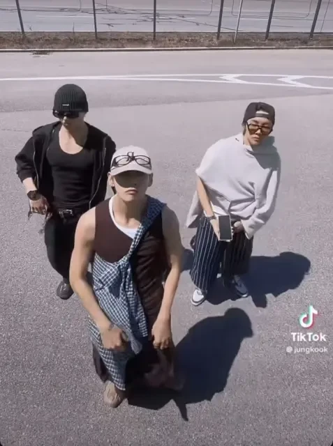 Jhope🐿️Taehyung🐻Jungkook🐰