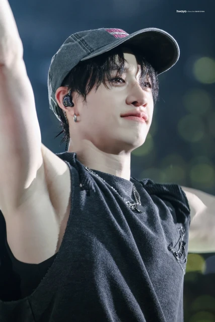 Stray Kids (스트레이 키즈)