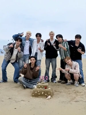 Stray kids 🧡✨