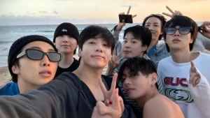 stream and vote for bts