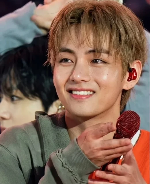 V_bts