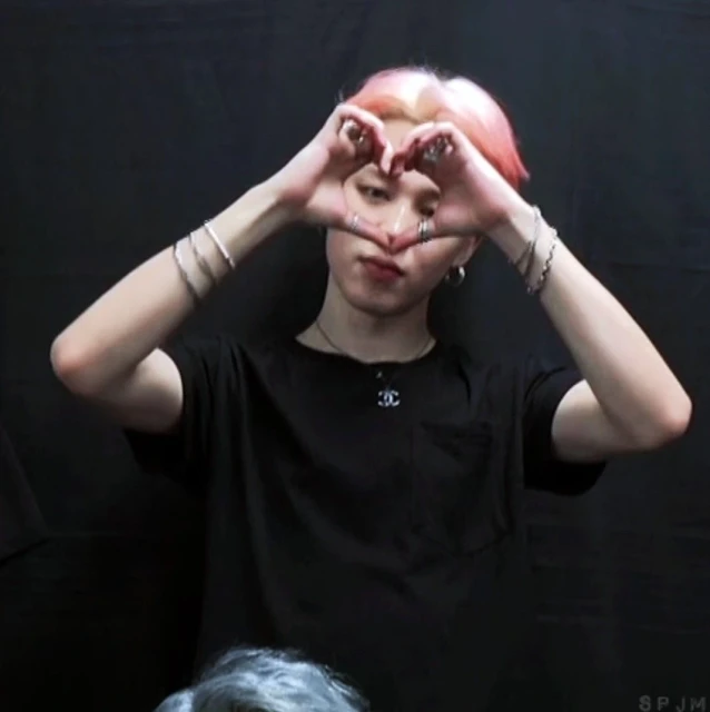 day 193752374 of missing jimin