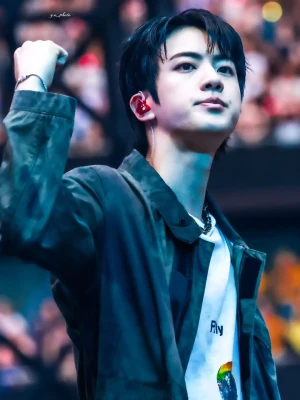 JINくん