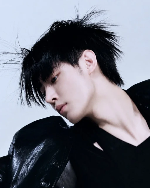 생머리 까치집 성훈 너무 좋아서 미칠 것 같음🫠
