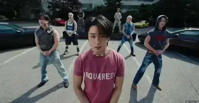 Stray Kids