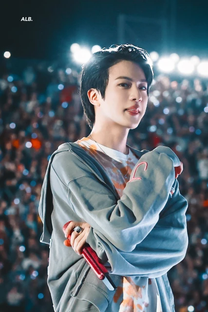 ⭐JIN⭐