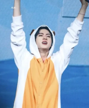 김석진