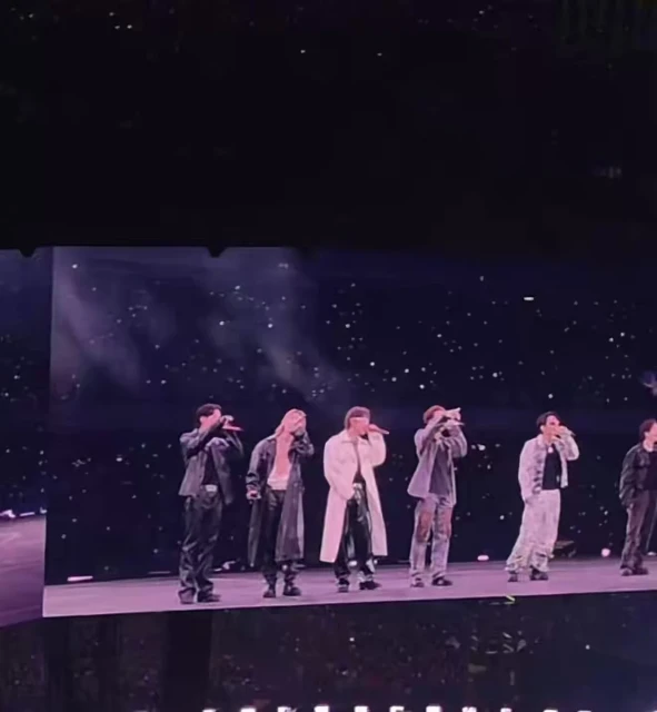 ARMY💜BTS🏆✨ & ✨JIN🐹🎧🎶〜🗳️