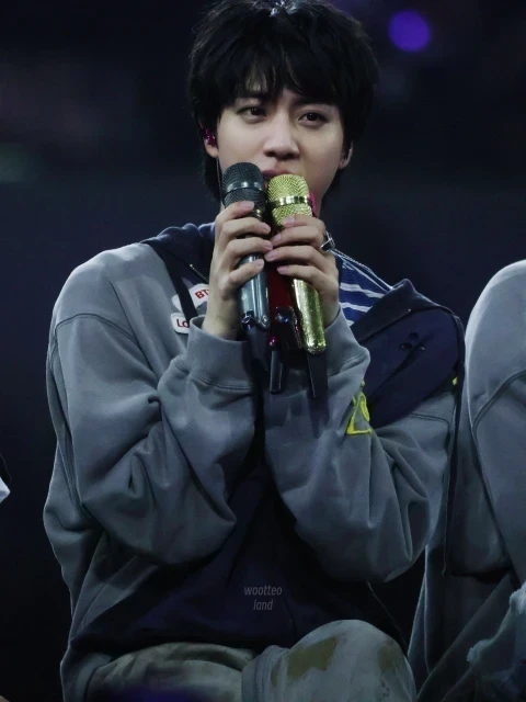 🩵🩷💛JIN🩵🩷💛
