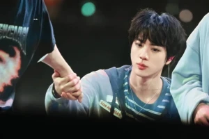 🩷 💟🤍JIN🤍💟 🩷