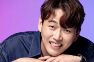 <b class='maincolor'>Hwang Young Woong </b> 생일 프로젝트