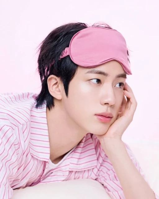 💖💕🩷PINK JIN SO CUTE 💖💕🩷