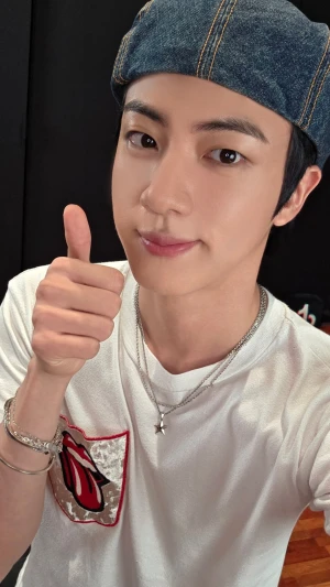 🌸 Seokjin 🌸
