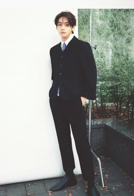 Kim Taehyung is back with a new set of images to remind the world why he\'s the ruling Prince of Cel