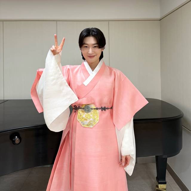Kim Yong-bin Tops FANNSTAR Trot Ranking for 49 Consecutive Weeks… 50-Week Milestone Just Ahead