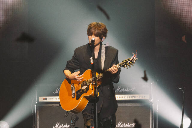 Lee Seung-yoon Lands at No. 13 on 'FANNSTAR' Solo Ranking... The Power of an Unrivaled Presence