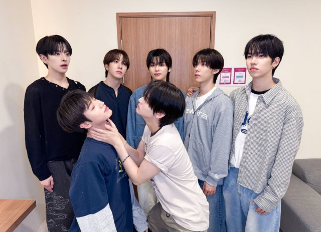 n.SSign Shares a Heartwarming Group Photo After a Special Fan Event: 