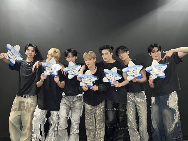 WHIB连续3周登顶“FANNSTAR”新星排行榜……跃升为新一代K-POP代表