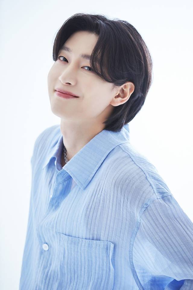 金容彬连续60周登顶“FANNSTAR”Trot排行榜……My Star奖竞争也备受关注
