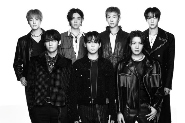 BTS 'Arirang' dominates global charts... No.1 on Spotify and 13 tracks charting for 8 consecutive weeks