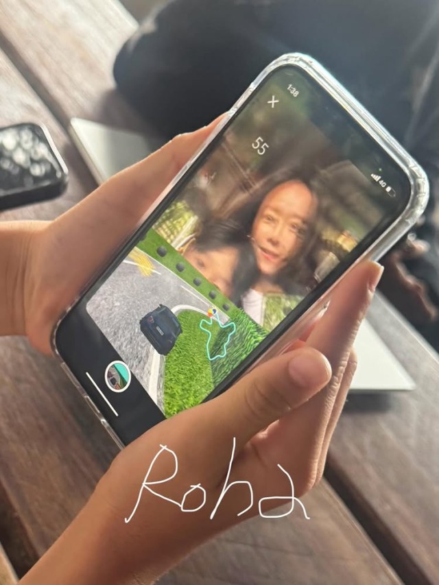 Han Ji-min enjoys a relaxed day at an outdoor cafe... elevates sophistication with sunglasses