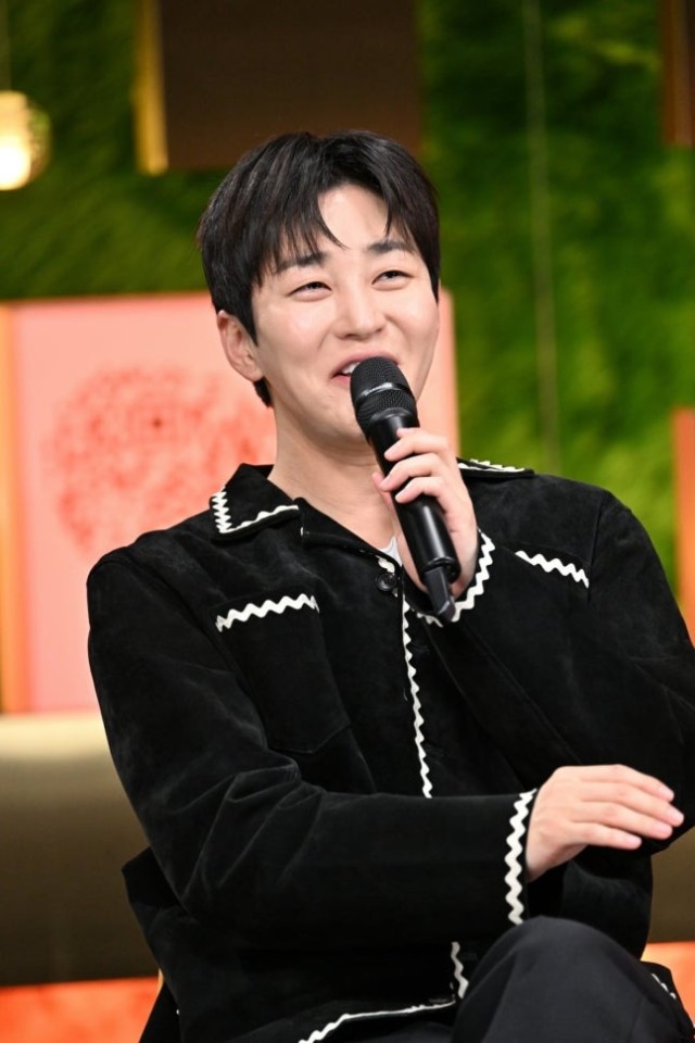丁丁,坦白年长恋爱经历《姐姐对我来说是女人2》首播倒计时1天