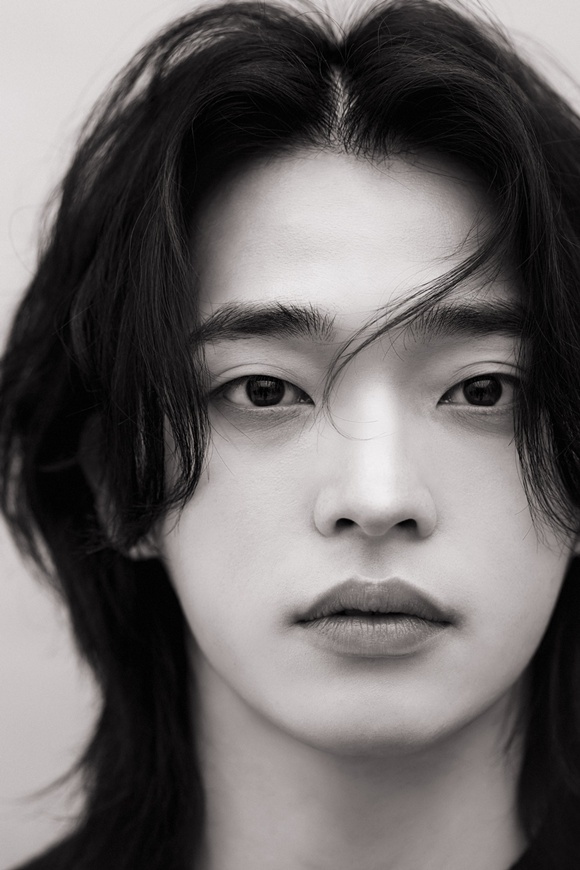 옥진욱, YY엔터테인먼트와 전속계약...'참교육' 주역·글로벌 3위 활약